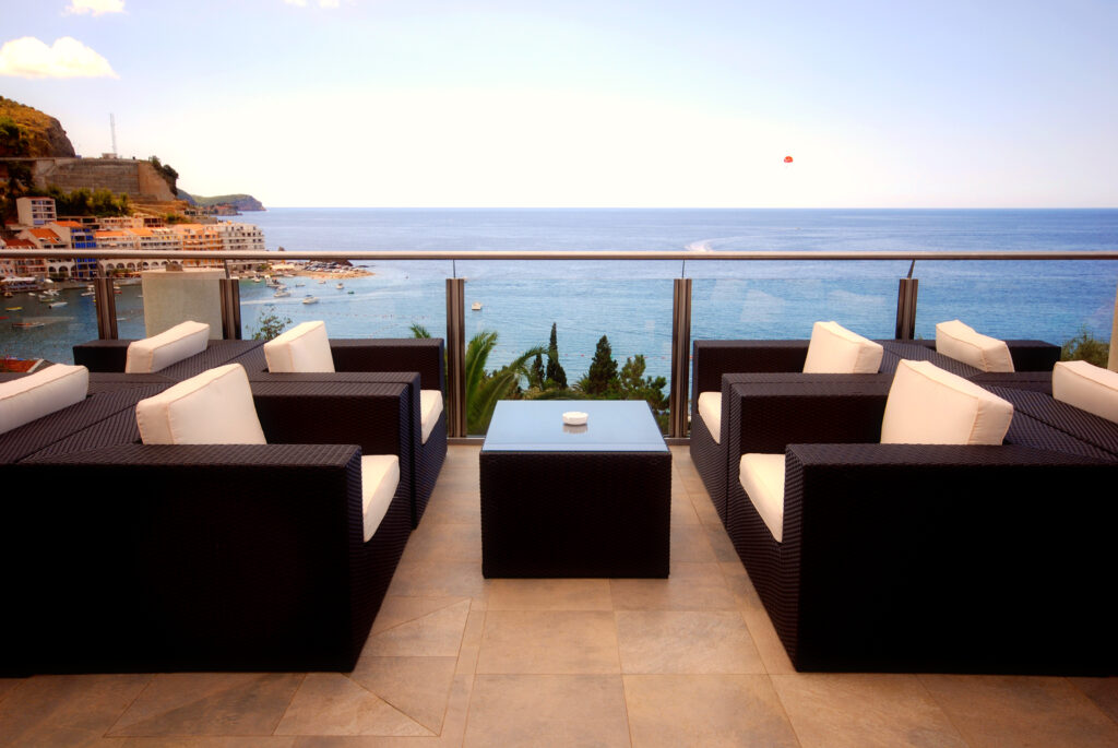 Sky Lounge